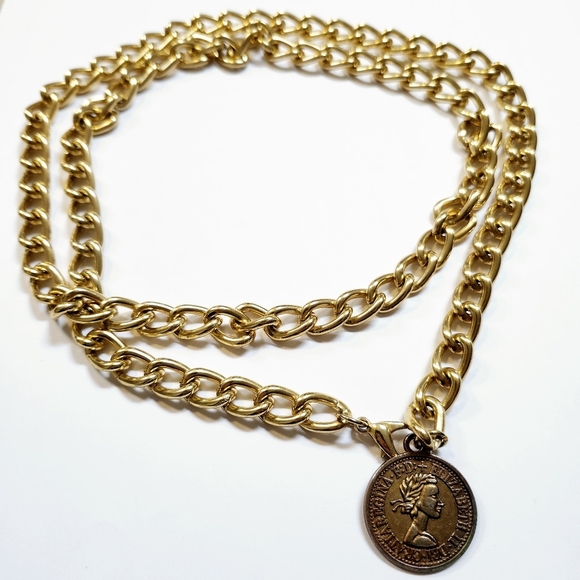 Accessories - Vintage Elizabeth II Dei Gratia Regina Dangle Coin Gold Tone Chain Link Belt 34"